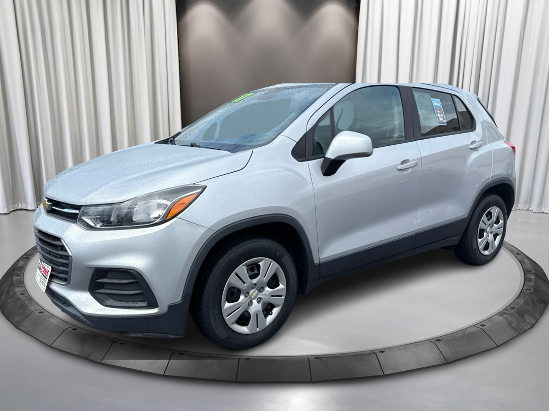 2017 Chevrolet Trax LS's photo