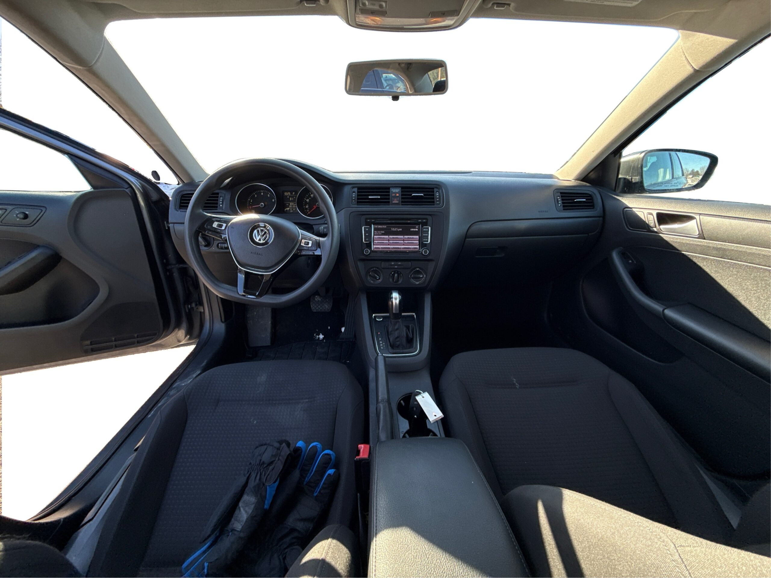 2_white_1769782970_in_001_1