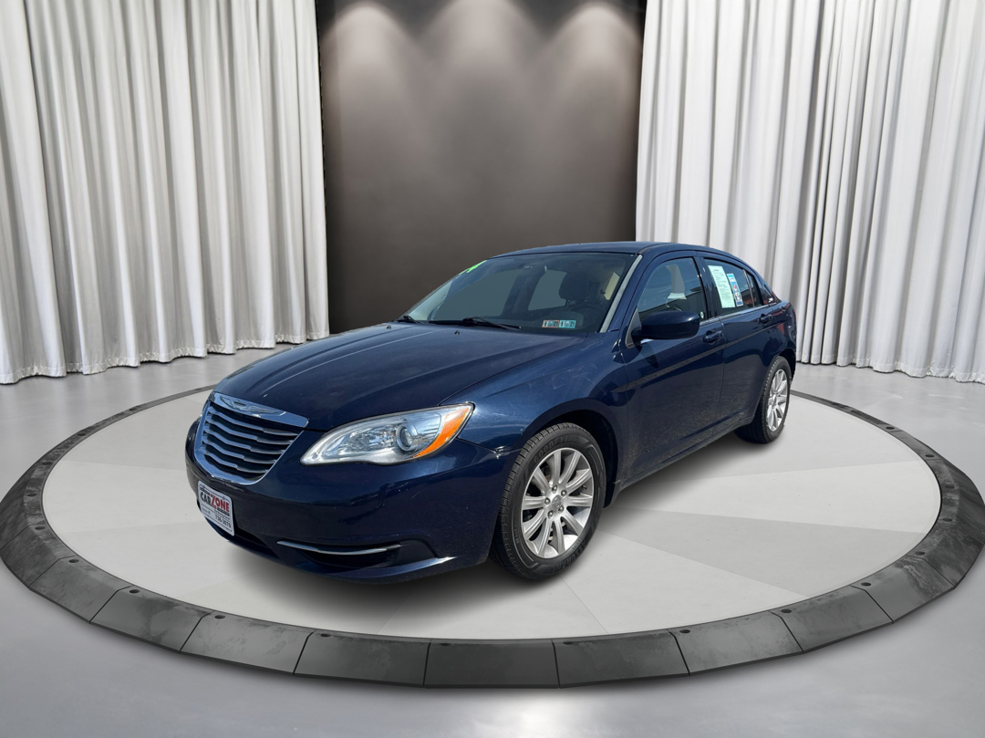 2014 Chrysler 200 Touring's photo